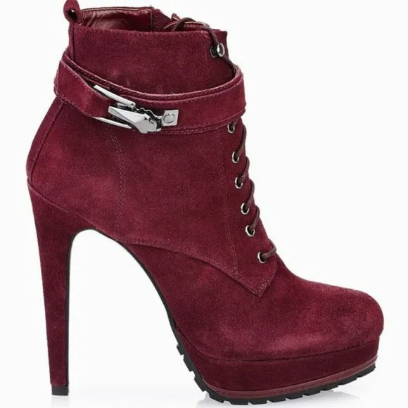 💥CHIC &amp; SEXY💥 ALDO Onaulian Ankle Strap with Lace Up Booties