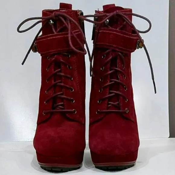 💥CHIC &amp; SEXY💥 ALDO Onaulian Ankle Strap with Lace Up Booties