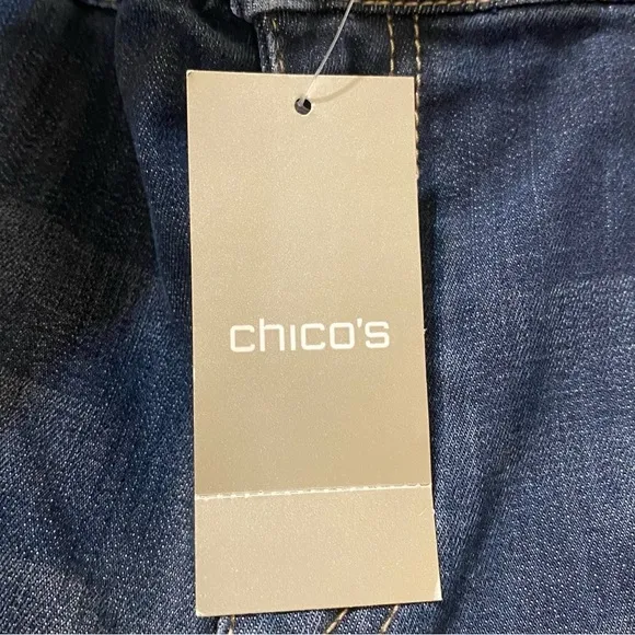 Chicos Black Label New Size 0 US 4 Jewel Trim Pocket Dark Wash Indigo Jeans