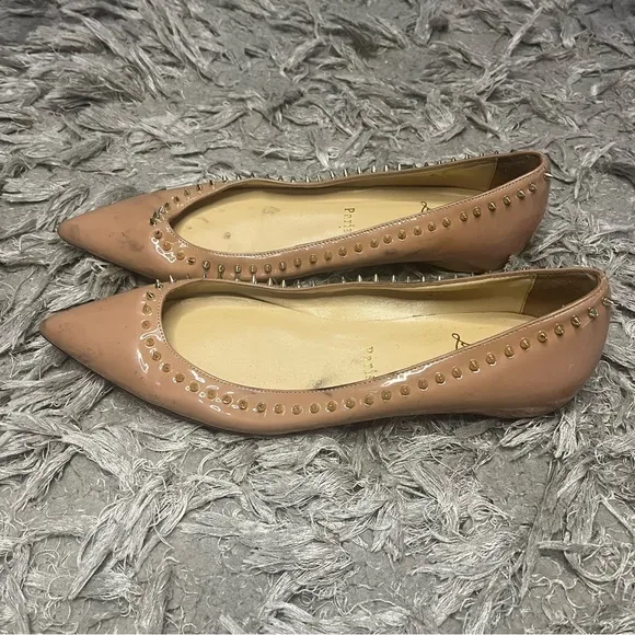 Christian Louboutin Anjalina tab Gold Spike Pointed Flats