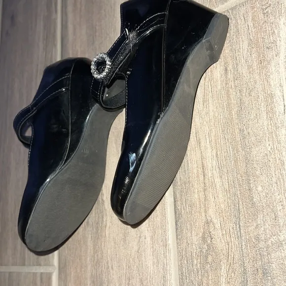 Christie &amp; Jill Little &amp; Big Girls Heart Round Toe Mary Jane Shoes 11
