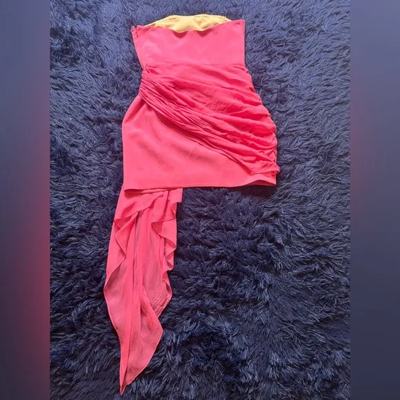 CINQ À SEPT Yuki Ruched Mini Dress In Pink. Size 6
