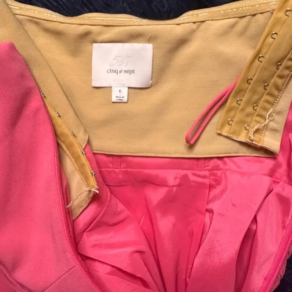 CINQ À SEPT Yuki Ruched Mini Dress In Pink. Size 6