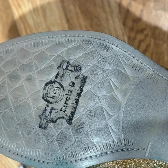 Circle G Embroidered Ankle Boots NWOT