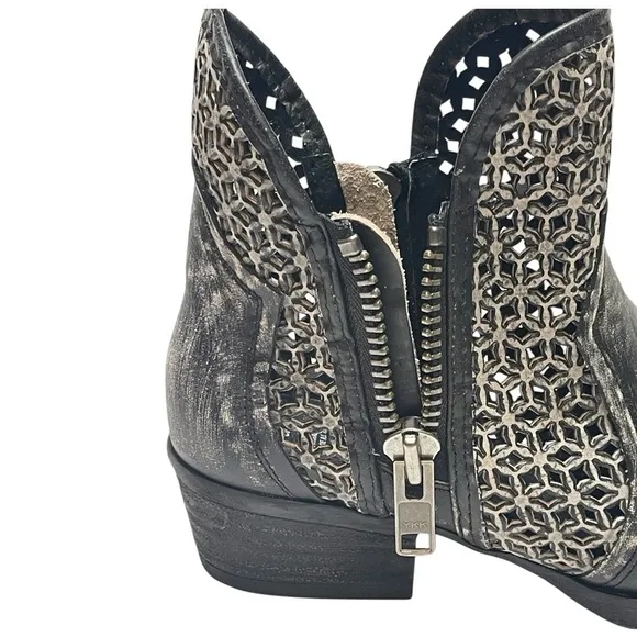 CIRCLE G WOMENS CORRAL BLACK/GRAY DISTRESSED CUTOUT SHORTIE BOOTS SZ 9 EUC