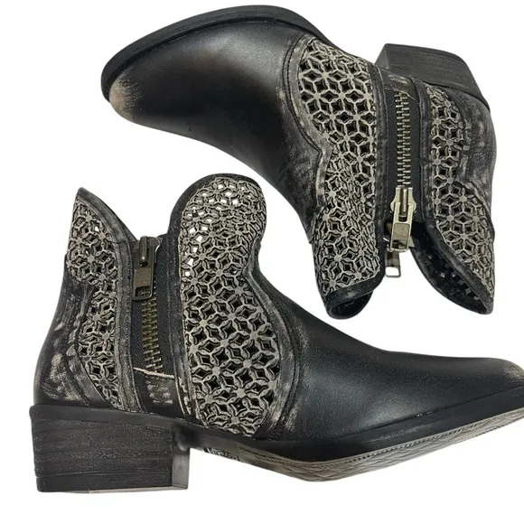 CIRCLE G WOMENS CORRAL BLACK/GRAY DISTRESSED CUTOUT SHORTIE BOOTS SZ 9 EUC