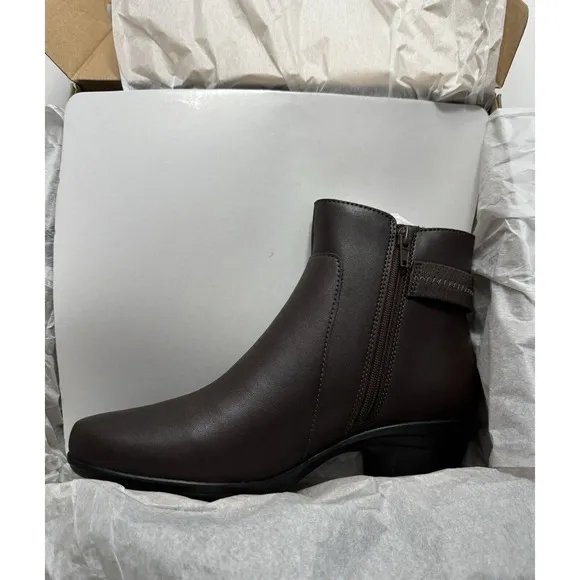 Clarks Ankle Boots Heeled Brown Leather Side Zip Comfort Dress 7.5M