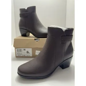 Clarks Ankle Boots Heeled Brown Leather Side Zip Comfort Dress 7.5M