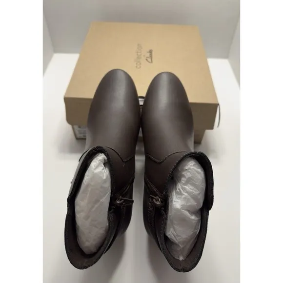 Clarks Ankle Boots Heeled Brown Leather Side Zip Comfort Dress 7.5M