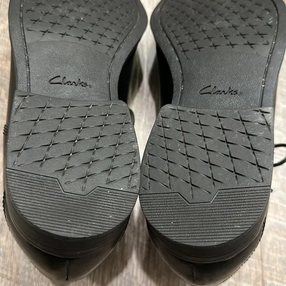 Clarks artisan black leather lace up Oxford dress shoes size 10