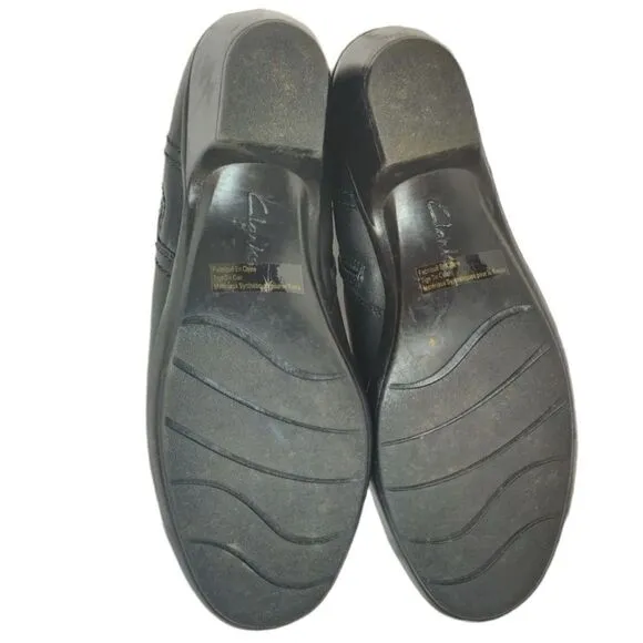 Clark’s black ankle boot ! Excellent condition!