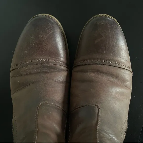 Clark’s brown leather ankle boots side zip size 8.5