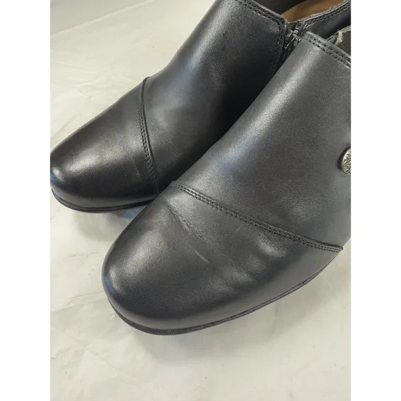 CLARKS Emslie Warren Leather Shooties Size 9.5 M Shoes Slip On Black Leather