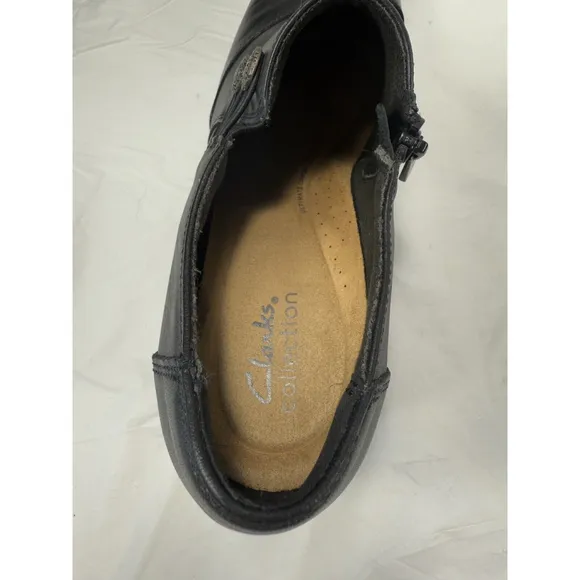 CLARKS Emslie Warren Leather Shooties Size 9.5 M Shoes Slip On Black Leather