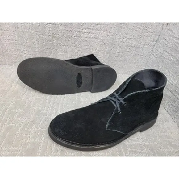 Clarks Men's Size 9.5 M Black Low Top Lace Up Suede Round Toe Fashion Shoes