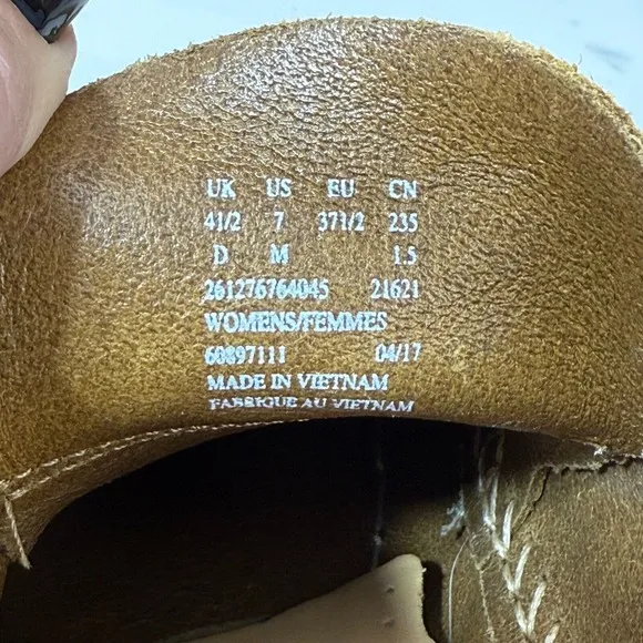 Clarks Originals  Wallabee Weaver Suede Shoes Tan Brown Women's  Size 7