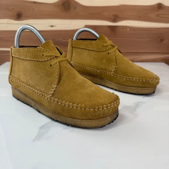 Clarks Originals  Wallabee Weaver Suede Shoes Tan Brown Women's  Size 7