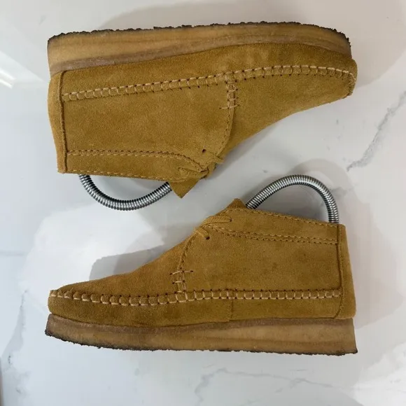 Clarks Originals  Wallabee Weaver Suede Shoes Tan Brown Women's  Size 7