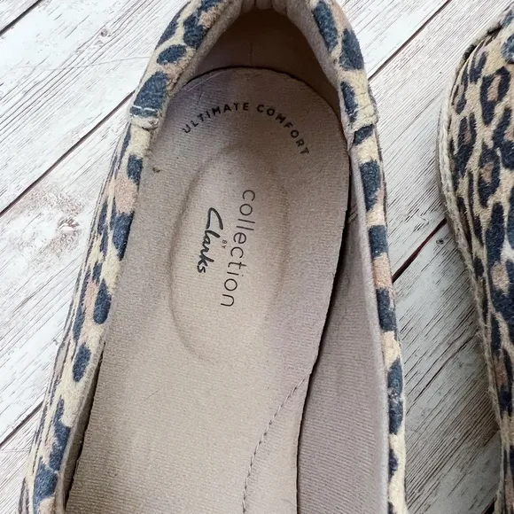 Clark’s Ultimate Comfort Danelly Sky Leopard Print Leather Upper Flats 8.5