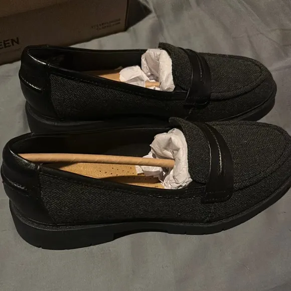 Clarks Westlynn Bay Black Tweed and Leather Flats