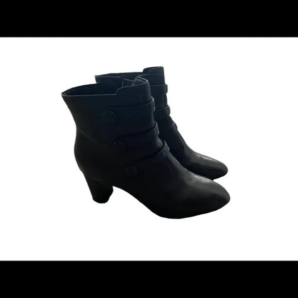 Clark's Women's Boots size 9M
