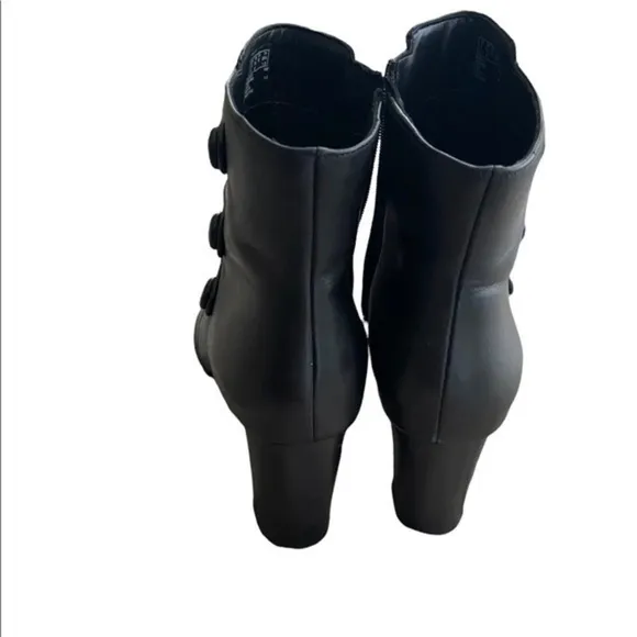 Clark's Women's Boots size 9M