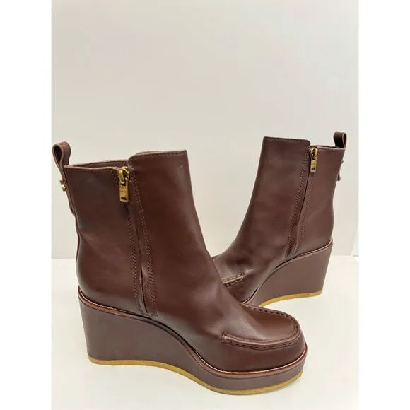 COACH Brady Leather Boots Size 8B in Walnut Leather Wedges Side Zip Logo NEW