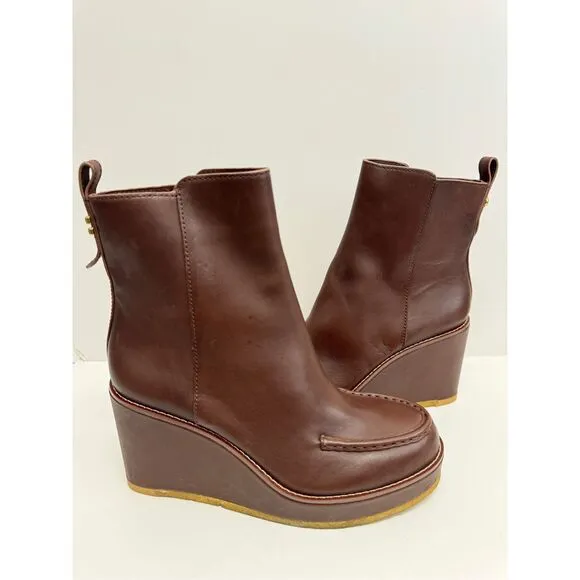 COACH Brady Leather Boots Size 8B in Walnut Leather Wedges Side Zip Logo NEW