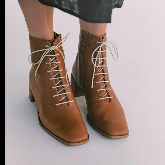 COCLICO Jewel Savanna Caramello Leather Lace Up Zip Ankle Boots Womens Size 36.5