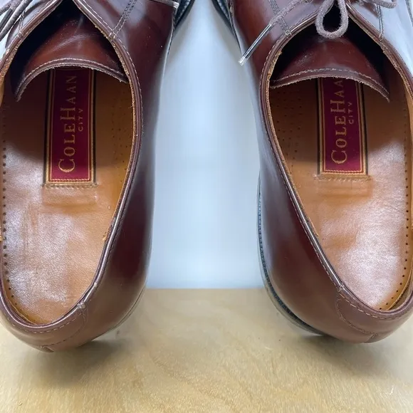 Cole Haan Mahogany Calhoun Split Toe Derby Shoe 9