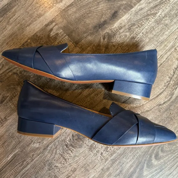COLE HAAN Size 8 Camila&quot; Skimmer Flats Marine Blue Leather