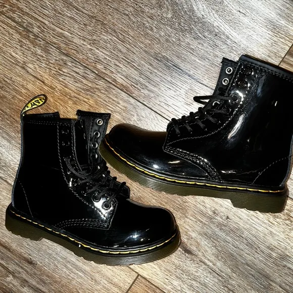 COPY - Boots