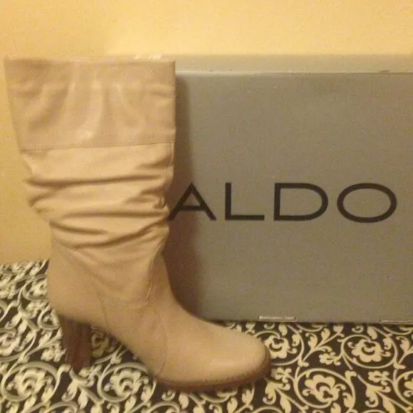 COPY - NEVER WORN! Genuine Leather Slight Slouchy Boots