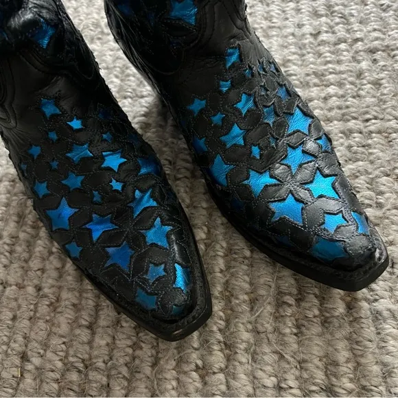 Corral boots Black and blue star cowboy boots
