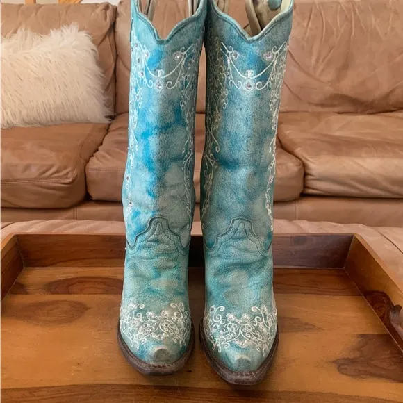 Corral Turquoise Embroidered Rhinestone Western Boots