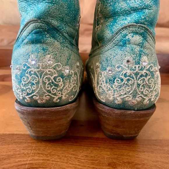 Corral Turquoise Embroidered Rhinestone Western Boots