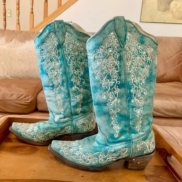 Corral Turquoise Embroidered Rhinestone Western Boots