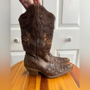 Corral Vintage Lizard Snip toe distressed boots size 6.5 M