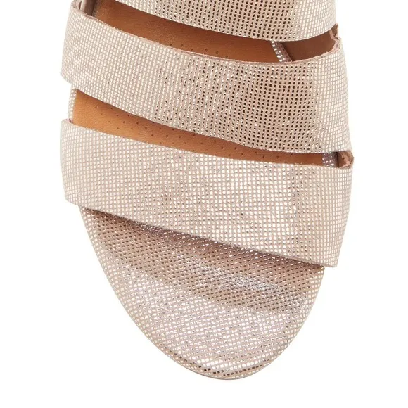 CORSO COMO ONTARISS BOHO WEDGES CHAMPAGNE METALLIC SLINGBACK SANDALS NWT