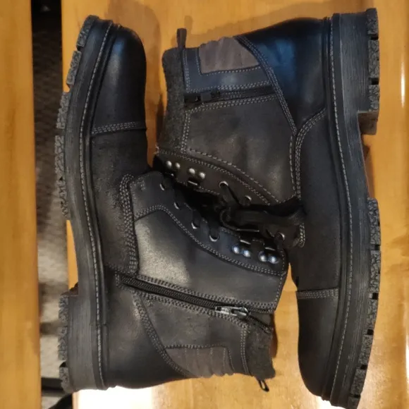 Cox side zip/lace up size 46 black combat boots