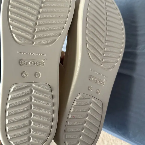 CROCS Cream Platform Wedges with Adjustable Straps