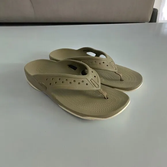 Crocs Swiftwater Men's Beige Khaki Stucco Deck Flip Flop Water Sandal Size 12