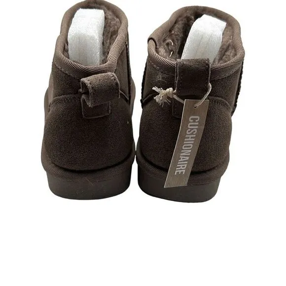 CUSHIONAIRE Women's pull on boot 8 WIDE TAUPE