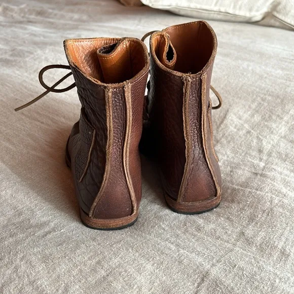 Cydwoq “Pocket” Leather Boots