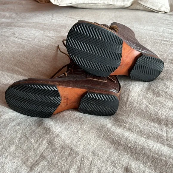 Cydwoq “Pocket” Leather Boots
