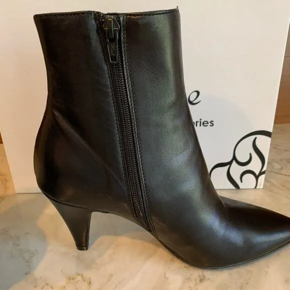 Daniellee Italian leather Heeled Ankle Boots Black 6