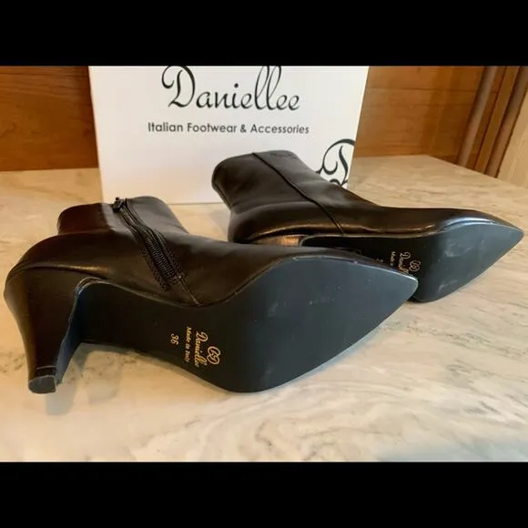 Daniellee Italian leather Heeled Ankle Boots Black 6