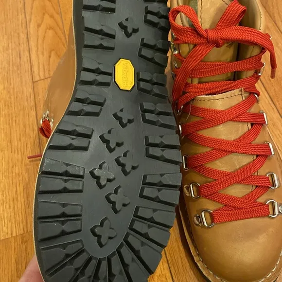 Danner Men's Tan Boots with Red Laces
