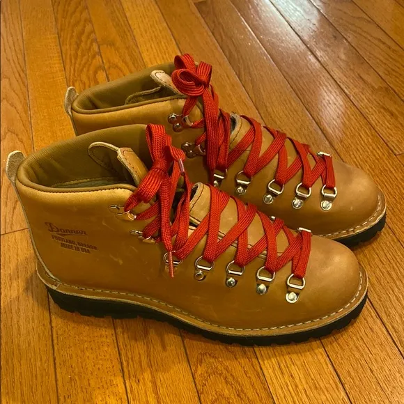 Danner Men's Tan Boots with Red Laces