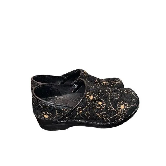 Dansco Black &amp; Gold Embroidered Floral Tapestry Women’s Slip On Clogs Shoes 37